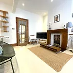 Harmonious Home In The Heart Of Clifton Village