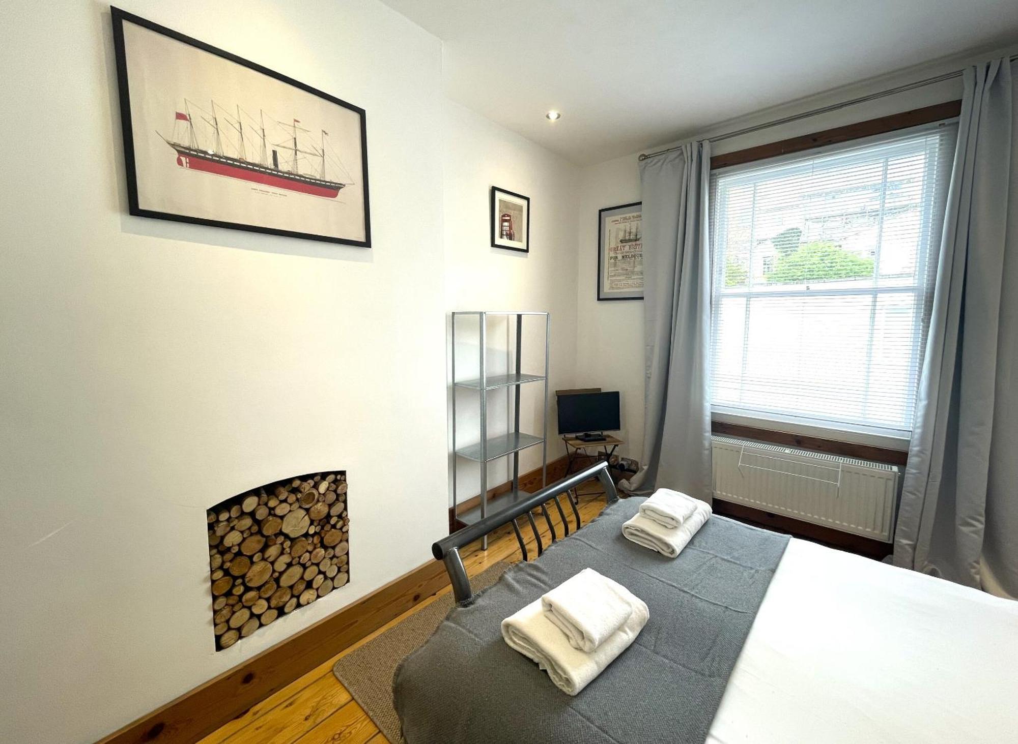 Harmonious In The Heart Of Clifton Village Holiday home