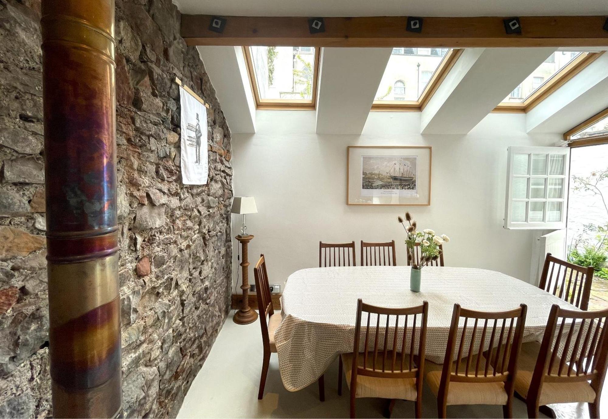 Harmonious In The Heart Of Clifton Village Holiday home *